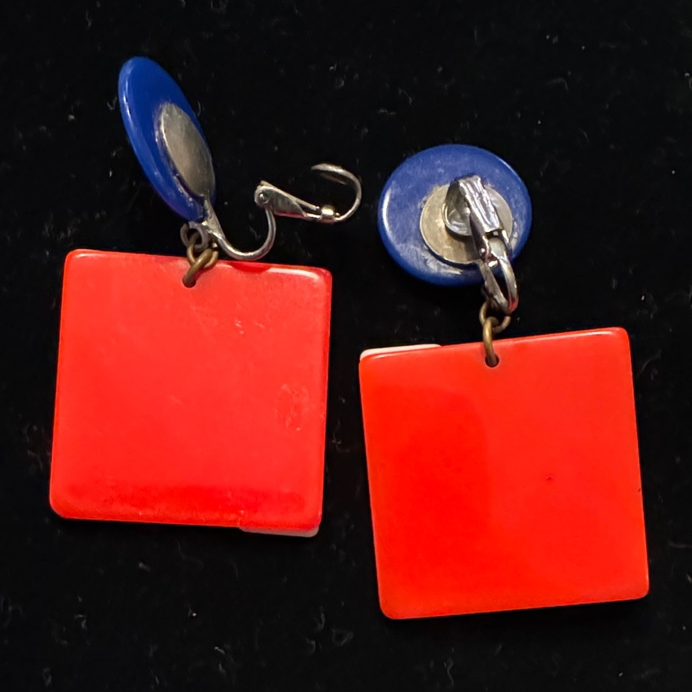 Vintage 80s Retro Geometric Clip on Earrings - Picture 3 of 4